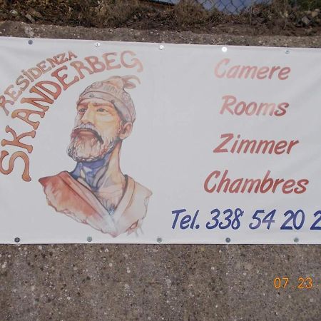 Residenza Skanderbeg Montecilfone Buitenkant foto
